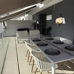 Vivi Homes - Sol Garden Pool, Terrace & Golf Appartement *