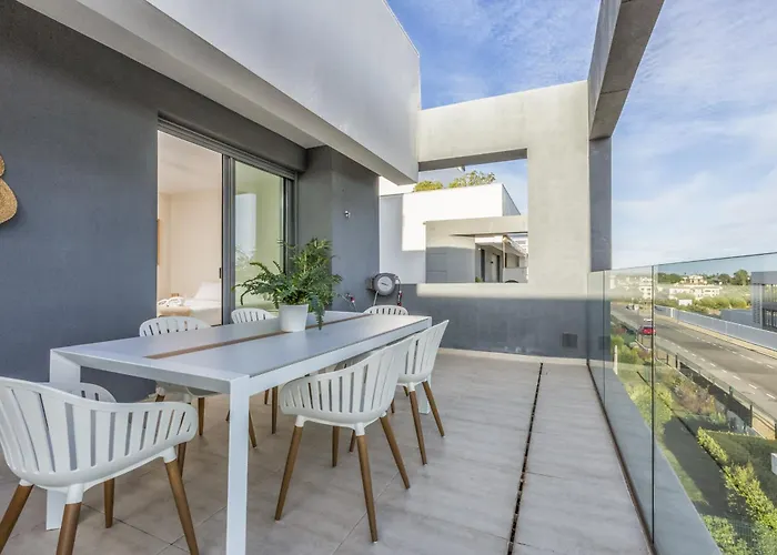 Vivi Homes - Sol Garden Pool, Terrace&golf Apartamento Estepona