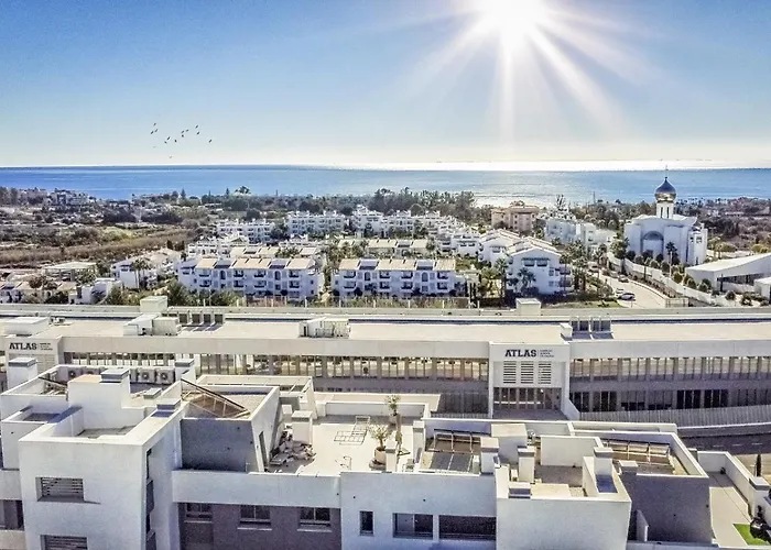 Vivi Homes - Sol Garden Pool, Terrace&golf Apartamento Estepona