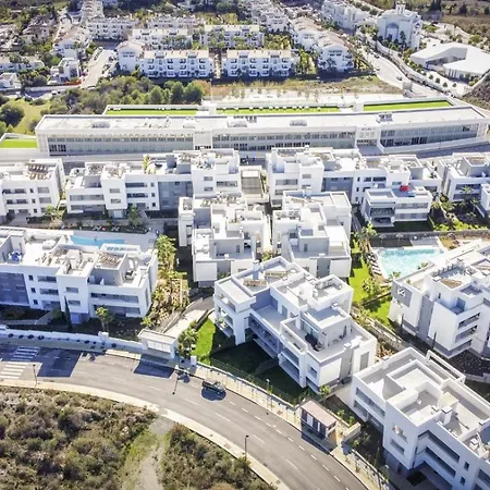 דירה Vivi Homes - Sol Garden Pool, Terrace & Golf