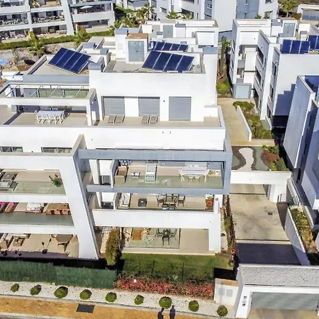 דירה Vivi Homes - Sol Garden Pool, Terrace & Golf