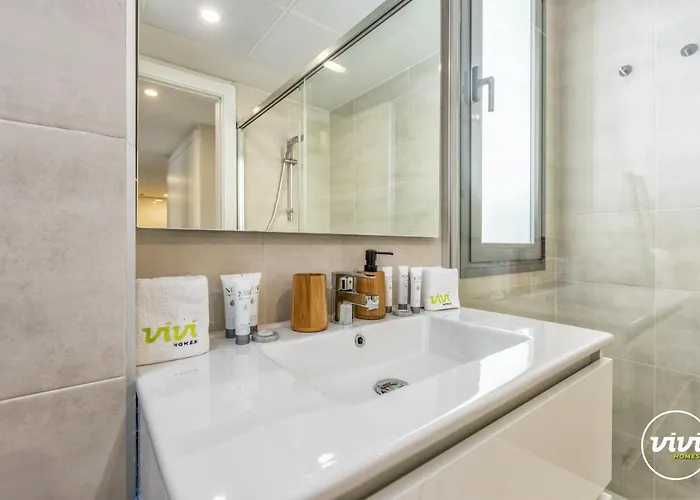 Vivi Homes - Sol Garden Pool, Terrace & Golf * Estepona