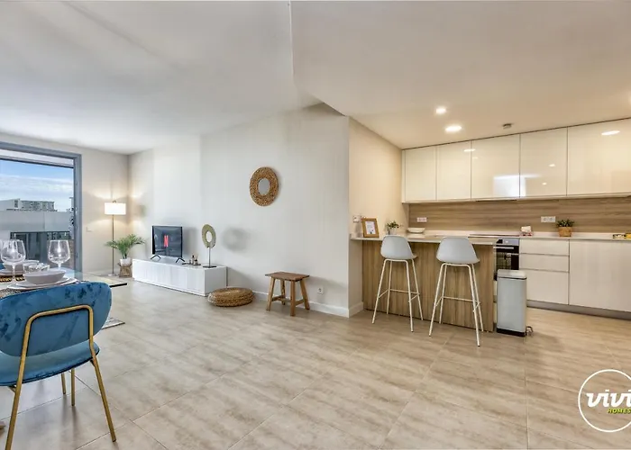 Vivi Homes - Sol Garden Pool, Terrace & Golf